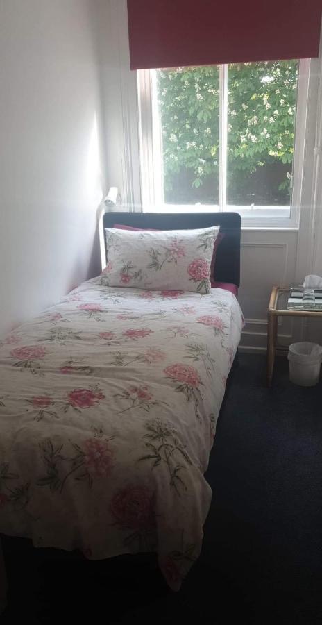 Heath House Panzió Dewsbury Kültér fotó